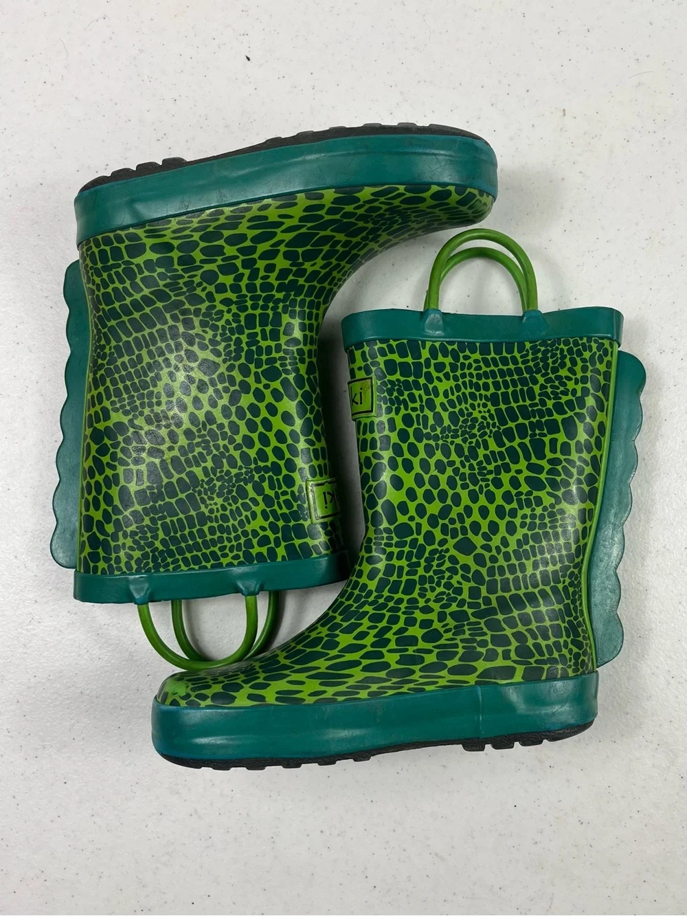 Oakiwear Kids Green Patterned Rain Boots with Easy Pull Handles